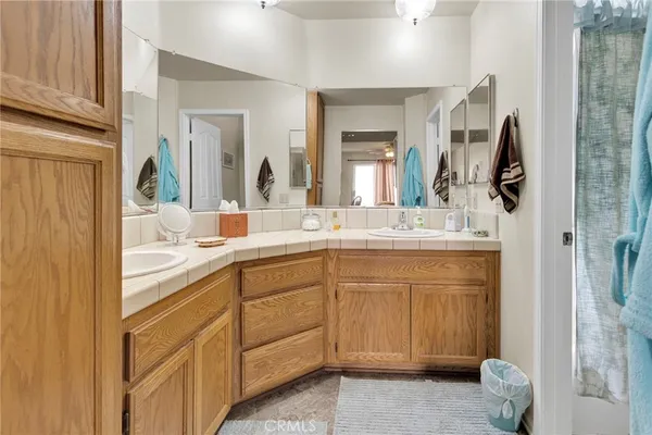 $280,000 | 11556 Winifred Drive, Apple Valley, CA 92308