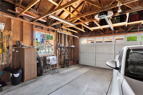 $280,000 | 11556 Winifred Drive, Apple Valley, CA 92308