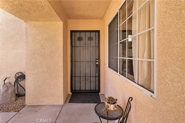 $280,000 | 11556 Winifred Drive, Apple Valley, CA 92308