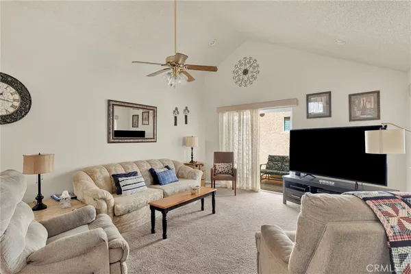 $280,000 | 11556 Winifred Drive, Apple Valley, CA 92308