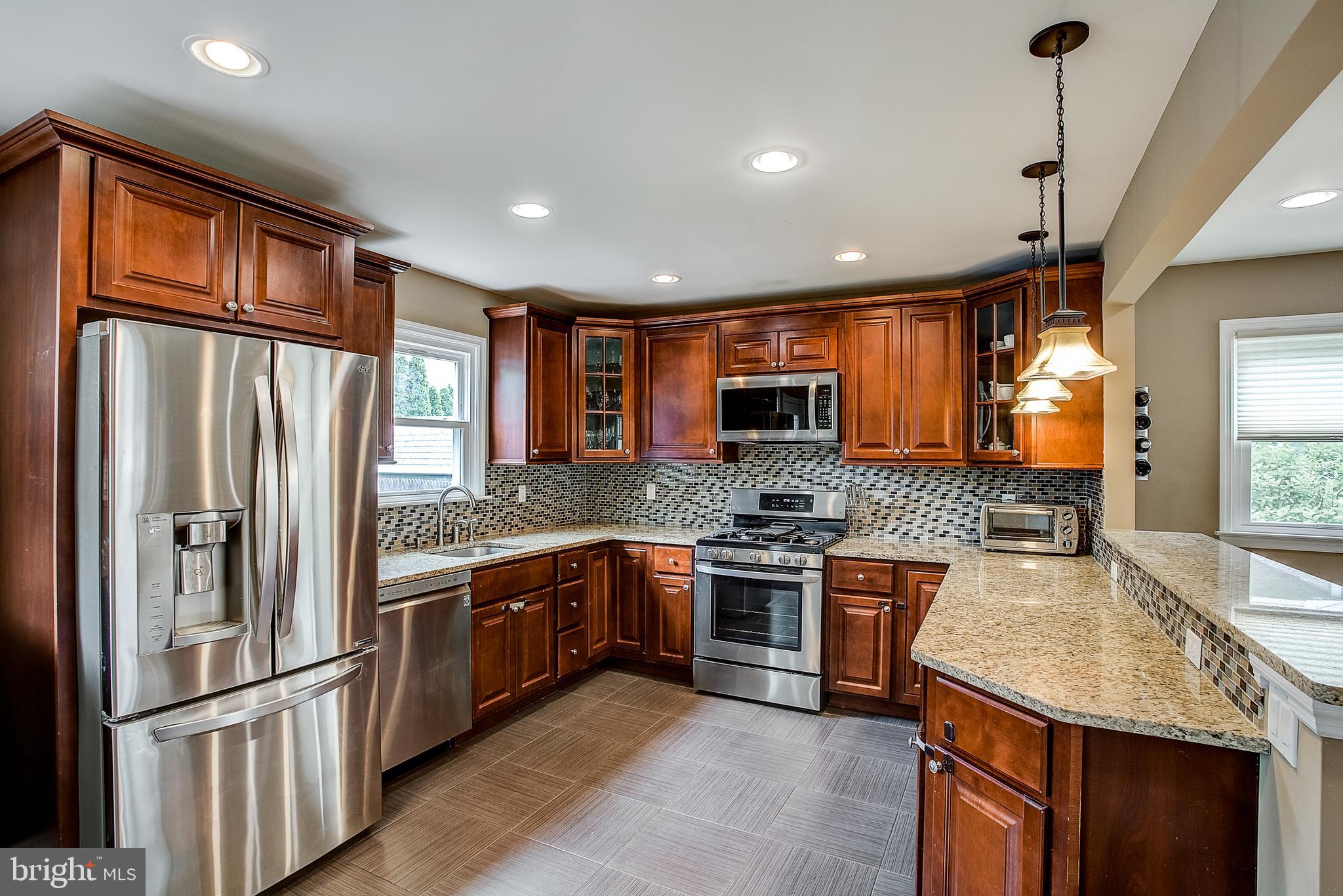 29 Sedgwick Road Hamilton, NJ 08690 - Photo 10 of 34