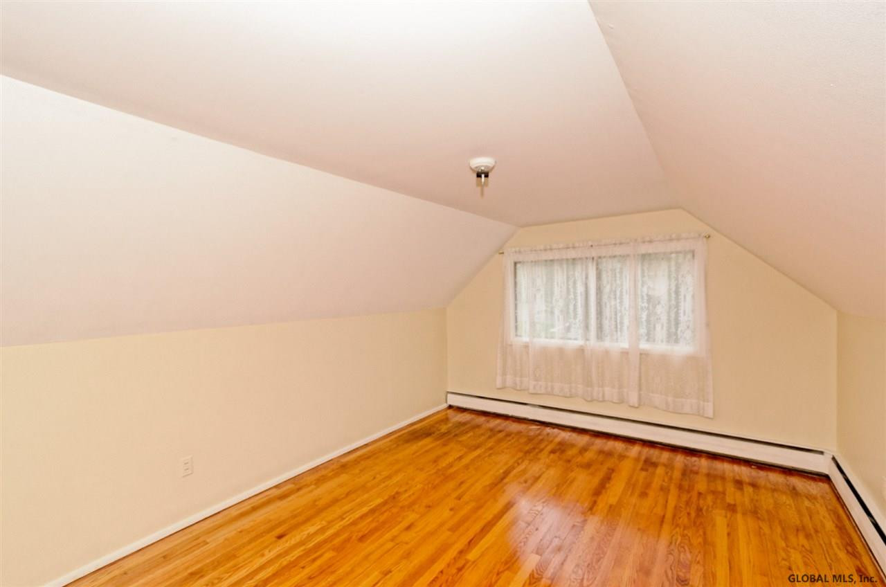 284 Osborne Road Colonie, NY 12211 - Photo 12 of 25 Photo 12