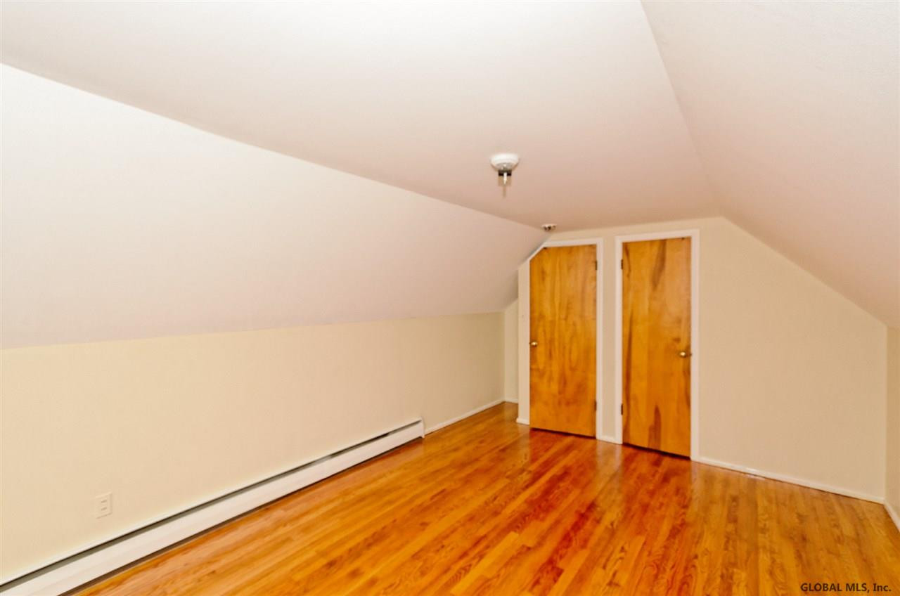 284 Osborne Road Colonie, NY 12211 - Photo 13 of 25 Photo 13