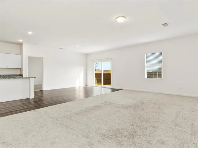 $2,200 | 13344 Ridings Drive, Fort Worth, TX 76052