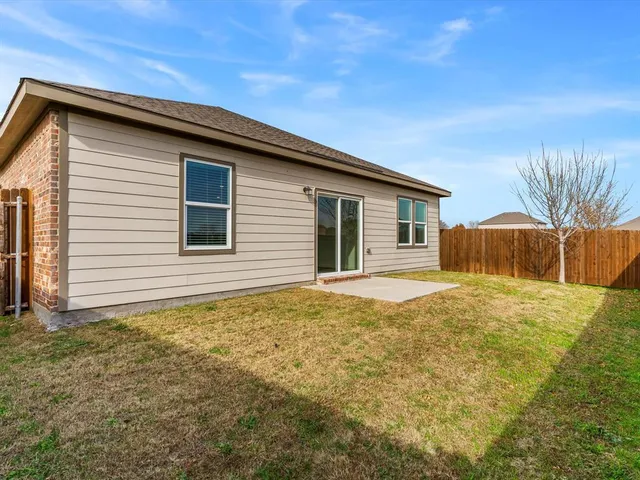 $2,200 | 13344 Ridings Drive, Fort Worth, TX 76052