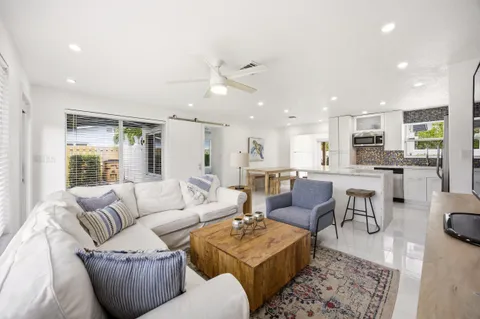 $799,000 | 817 Southeast 16th Street, Deerfield Beach, FL 33441