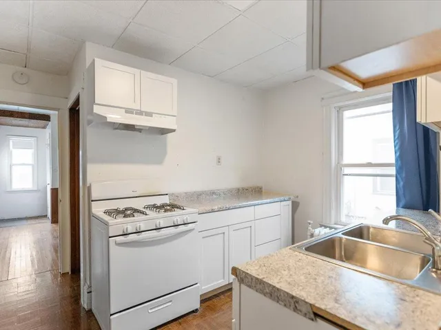 $360,000 | 3345 South 31st Avenue, Minneapolis, MN 55406