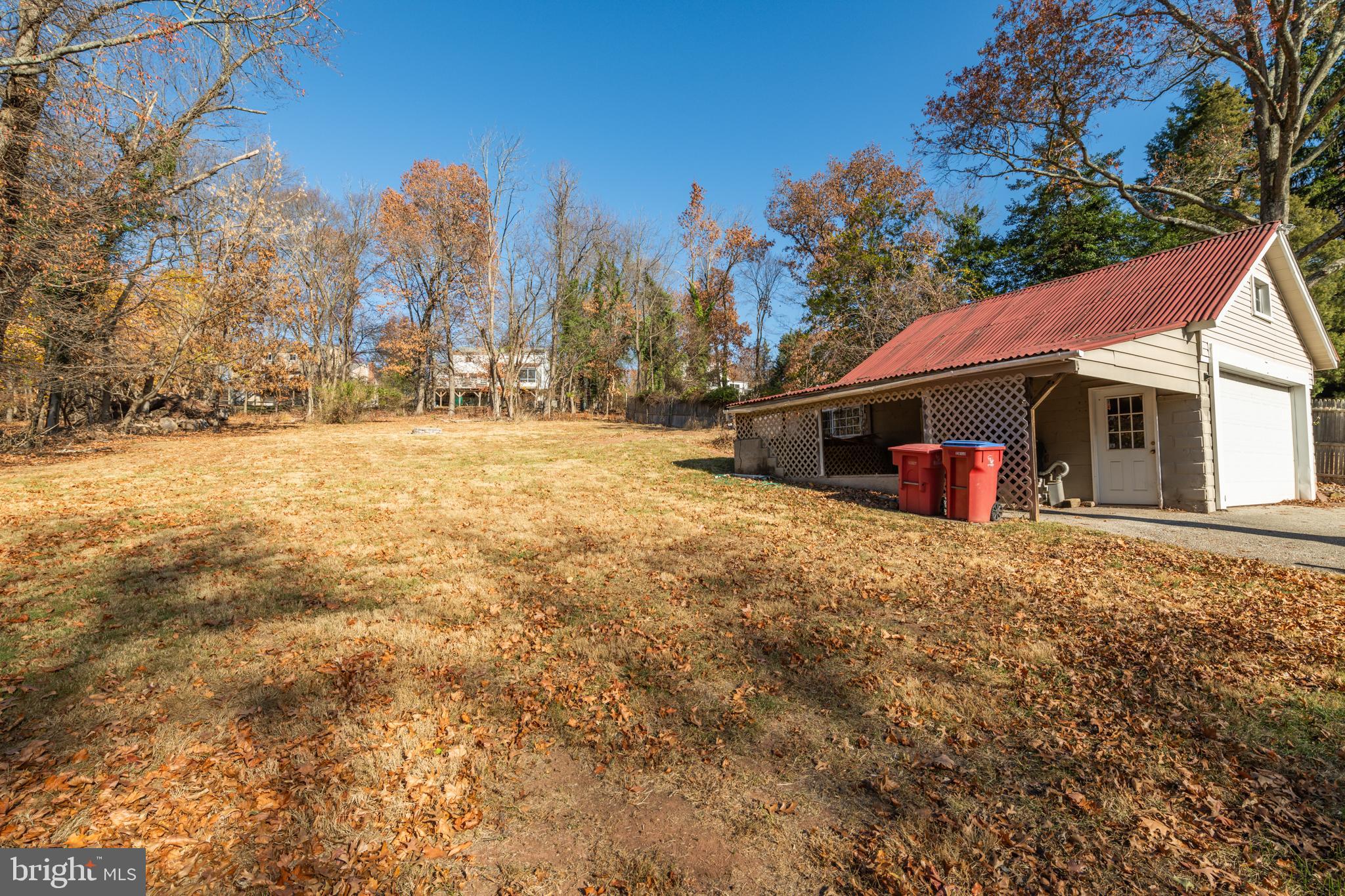 237 Pinetown Road Audubon, PA 19403 - Photo 22 of 25 Backyard