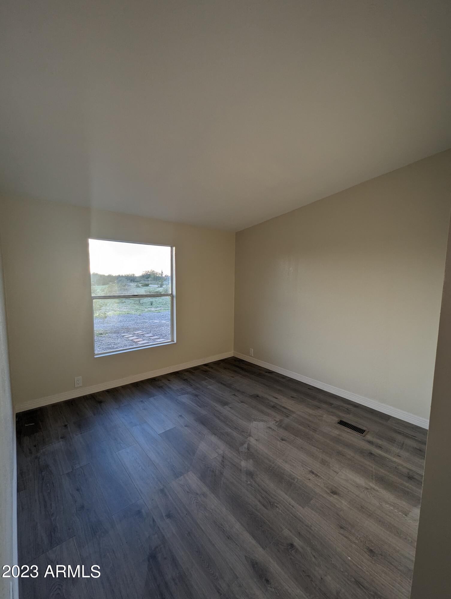 22455 East Royd Road Florence, AZ 85132 - Photo 17 of 26 PXL_20230314_010819326