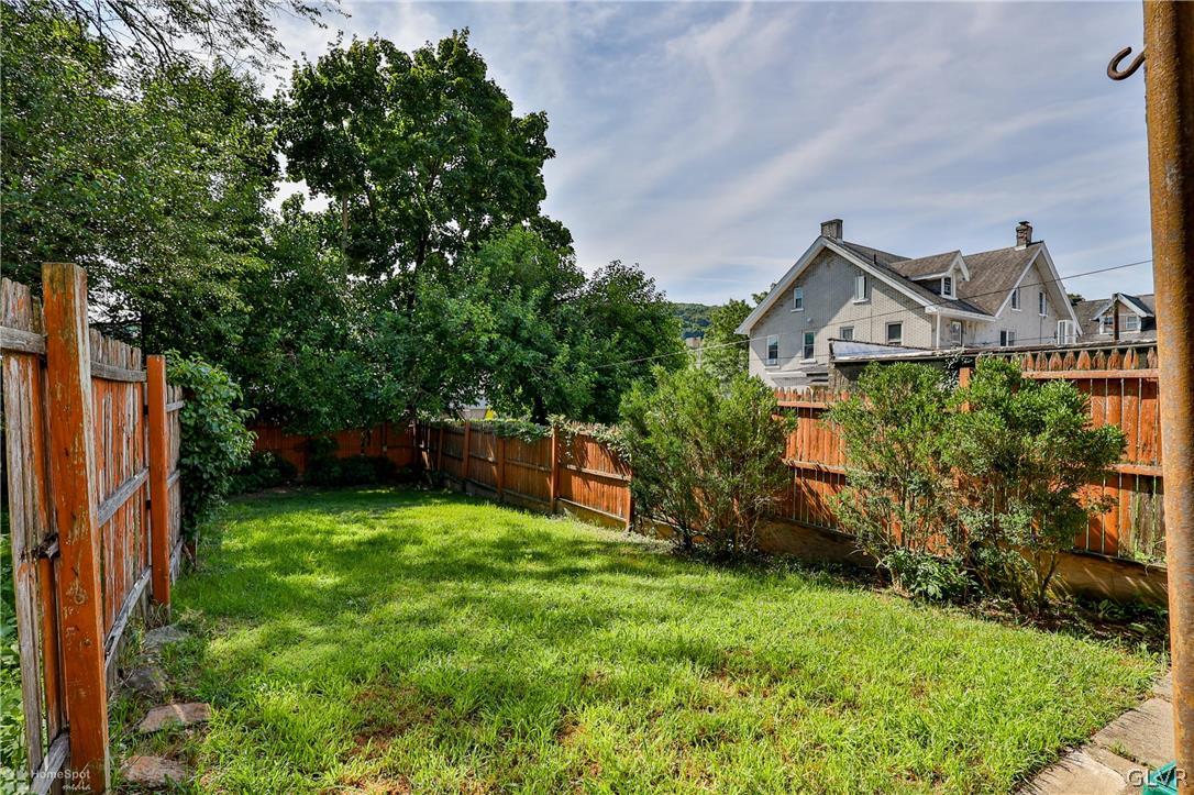 435 Pawnee Street Bethlehem, PA 18015 - Photo 32 of 35 Gallery Image 32