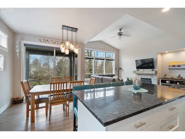 $619,000 | 325 North Juniper Street, Rockaway Beach, OR 97136