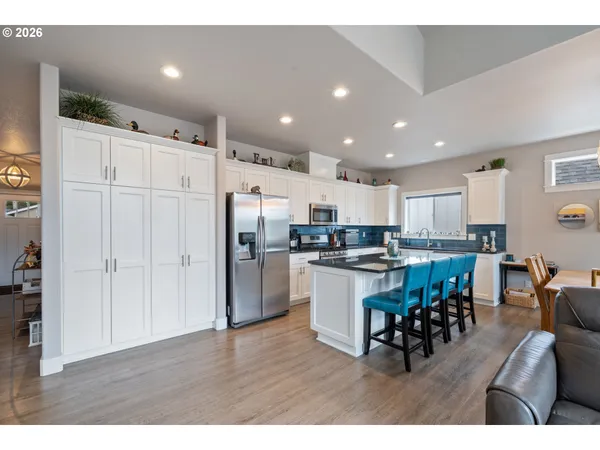 $619,000 | 325 North Juniper Street, Rockaway Beach, OR 97136