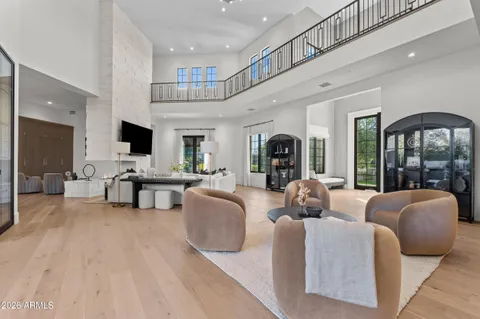 $7,500,000 | 9735 East Kemper Way, Scottsdale, AZ 85255
