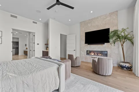 $7,500,000 | 9735 East Kemper Way, Scottsdale, AZ 85255