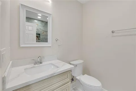 $2,800 | 2512 Laurel Street, New Orleans, LA 70130