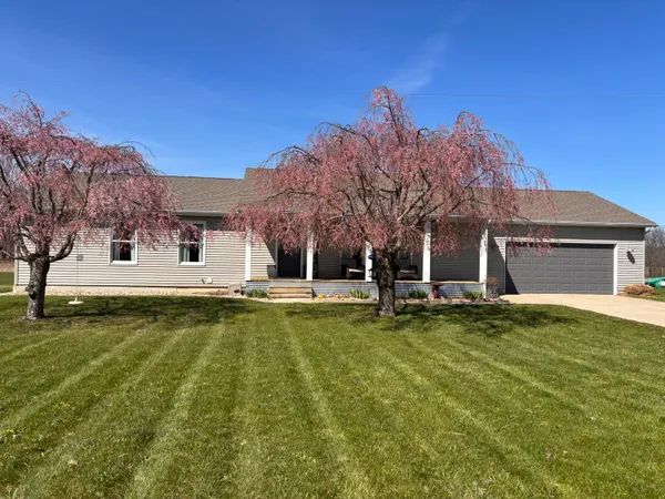 $379,900 | 11652 Snow Road, Bridgman, MI 49106
