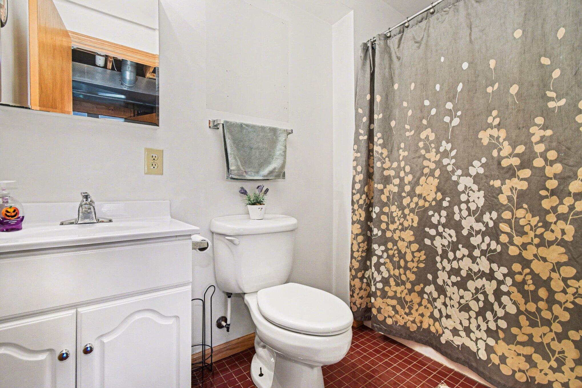 11652 Snow Road Bridgman, MI 49106 - Photo 15 of 20 018_file_8955