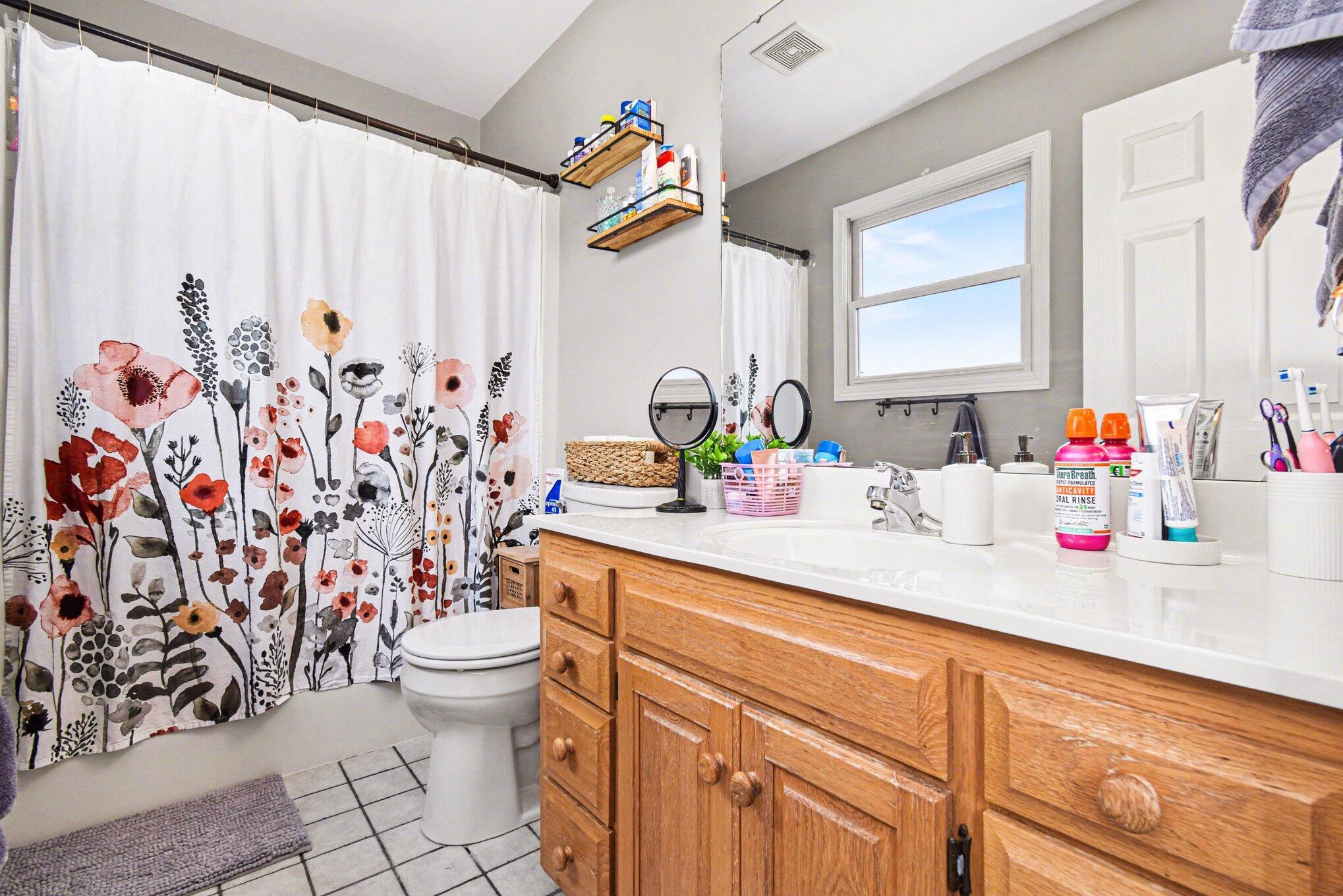 11652 Snow Road Bridgman, MI 49106 - Photo 10 of 20 013_file_1114