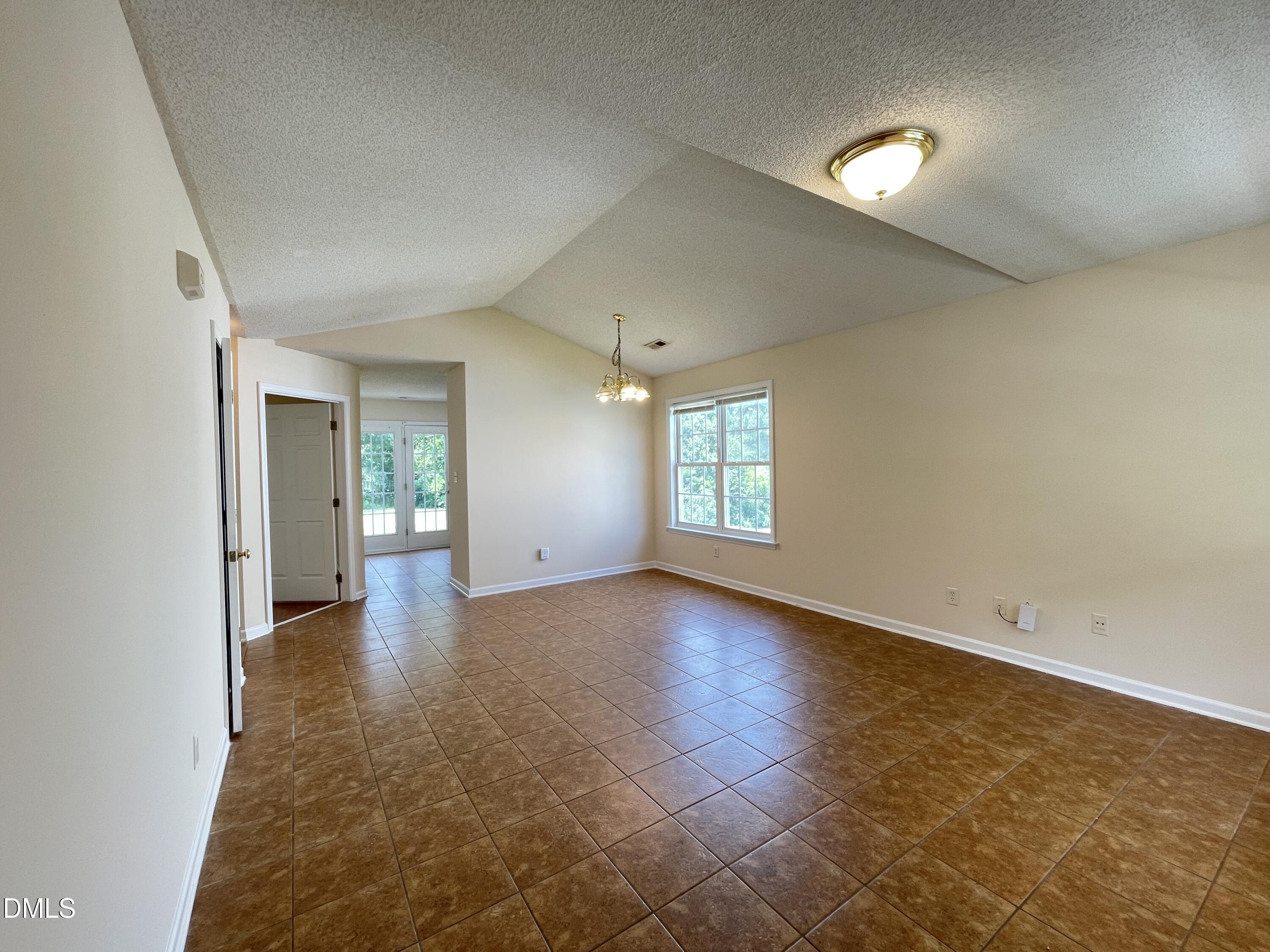 816 Elkhart Drive Raleigh, NC 27610 - Photo 7 of 18 7) 74914-6a639982e33d6