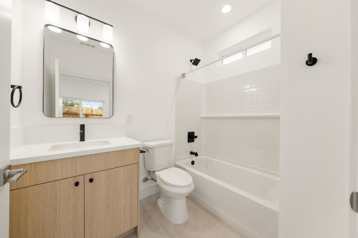 3912 Elm Street Sacramento, CA 95838 - Photo 20 of 41