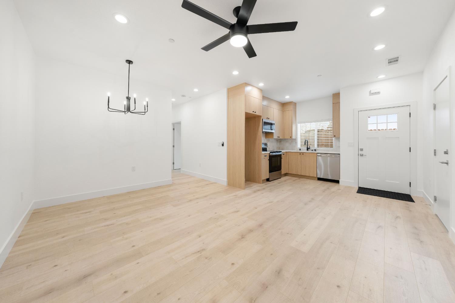 3912 Elm Street Sacramento, CA 95838 - Photo 25 of 41