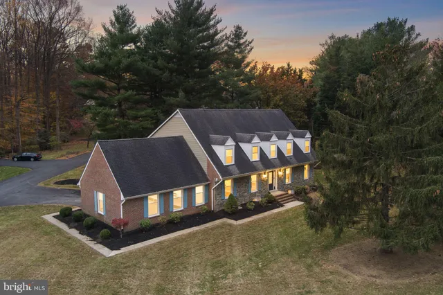 $1,649,000 | 10333 Hickory Forest Drive, Oakton, VA 22124