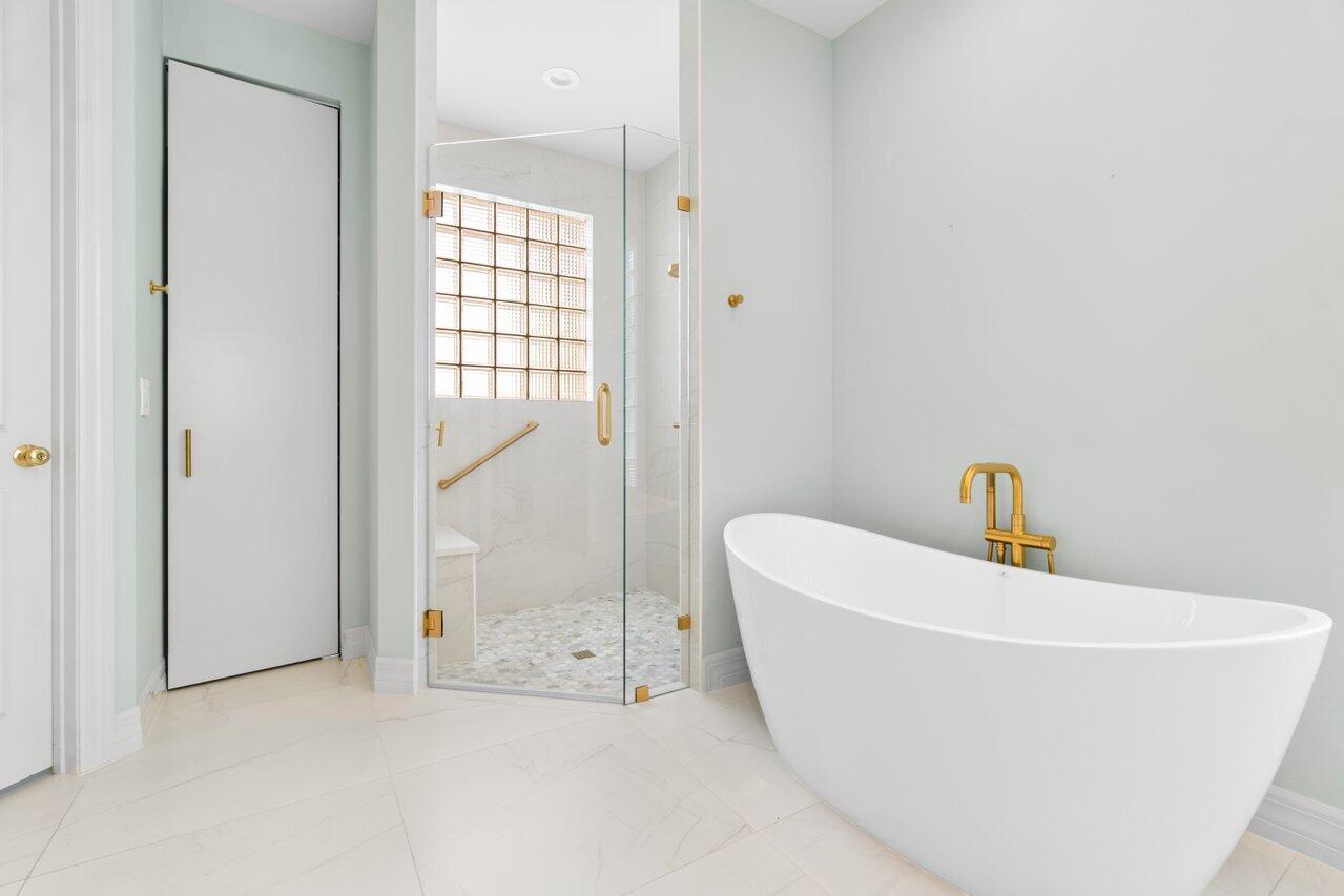 3563 Northwest Clubside Circle Boca Raton, FL 33496 - Photo 15 of 31 027-3563NorthwestClubsideCircle-BocaRato