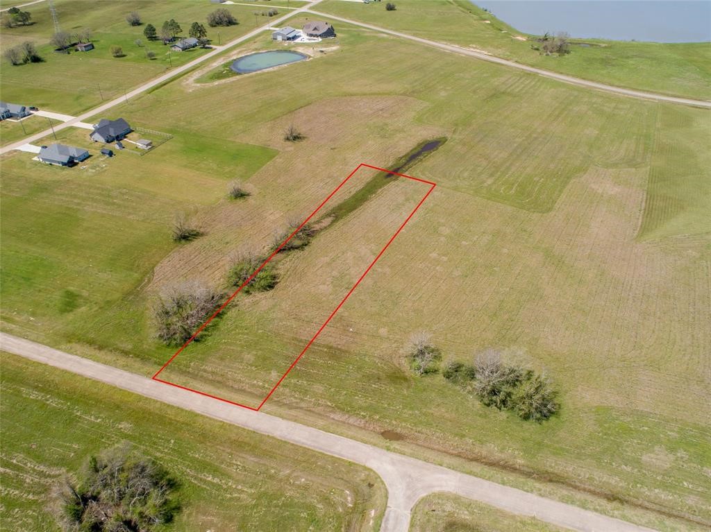 350 Colt Trail Angleton, TX 77515 - Photo 6 of 9 Gallery Image 6