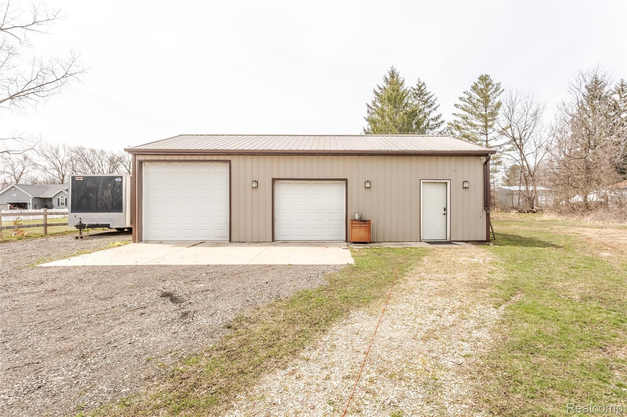13396 North Road Fenton, MI 48430 - Photo 32 of 52 NorthRd-29.jpg