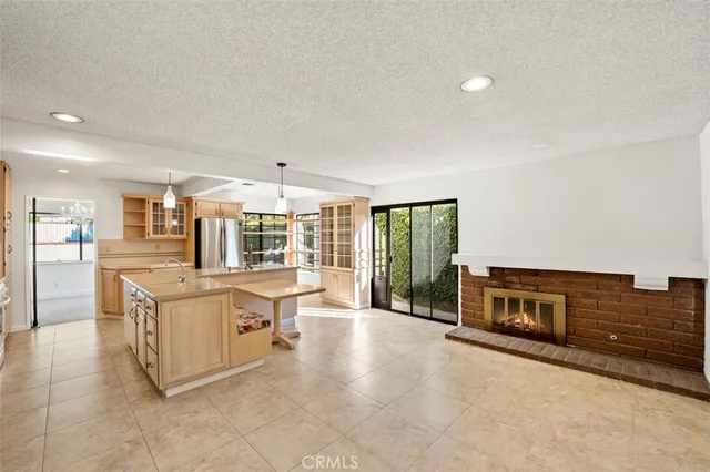 $1,150,000 | 6553 Smoke Tree Avenue, Oak Park, CA 91377