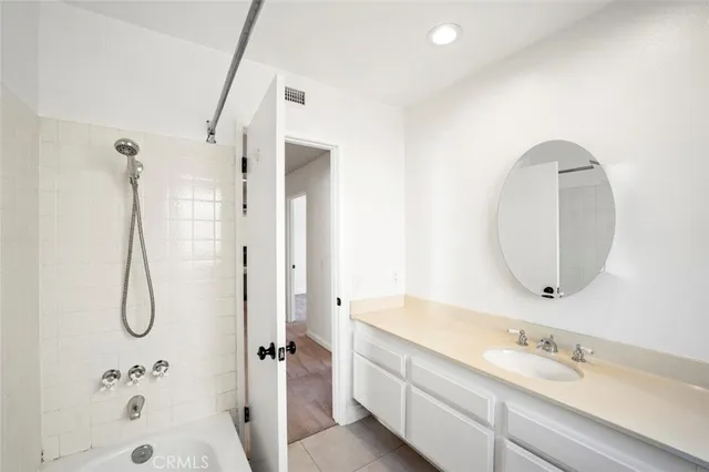 $1,150,000 | 6553 Smoke Tree Avenue, Oak Park, CA 91377