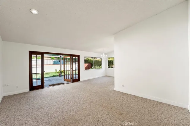 $1,150,000 | 6553 Smoke Tree Avenue, Oak Park, CA 91377