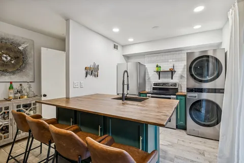 $269,999 | 214 Old Hickory Boulevard, Unit 169, Nashville, TN 37221