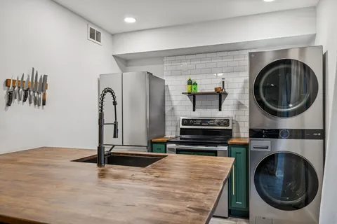 $269,999 | 214 Old Hickory Boulevard, Unit 169, Nashville, TN 37221