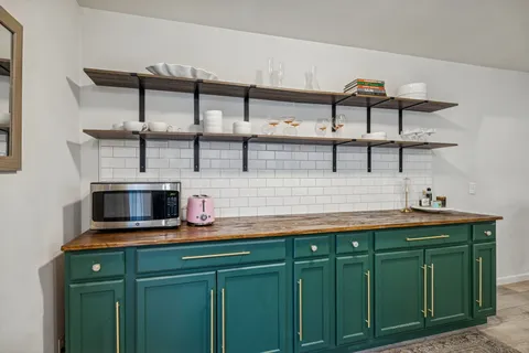 $269,999 | 214 Old Hickory Boulevard, Unit 169, Nashville, TN 37221