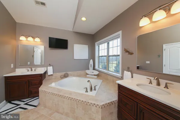 $1,400,000 | 5800 Nash Drive, Pipersville, PA 18947