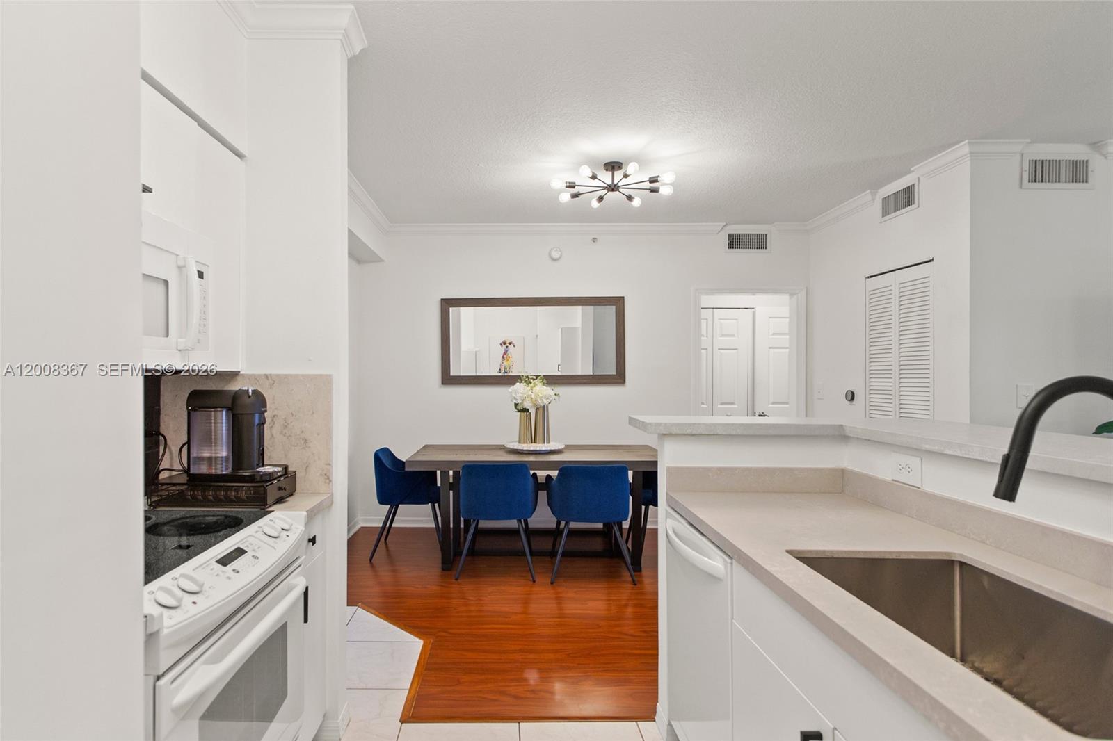 6831 Southwest 44th Street, Unit 101 Miami, FL 33155 - Photo 14 of 46