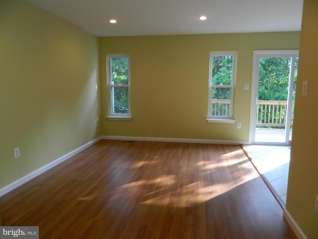 14817 Winding Loop Woodbridge, VA 22191 - Photo 8 of 30 Interior (General)