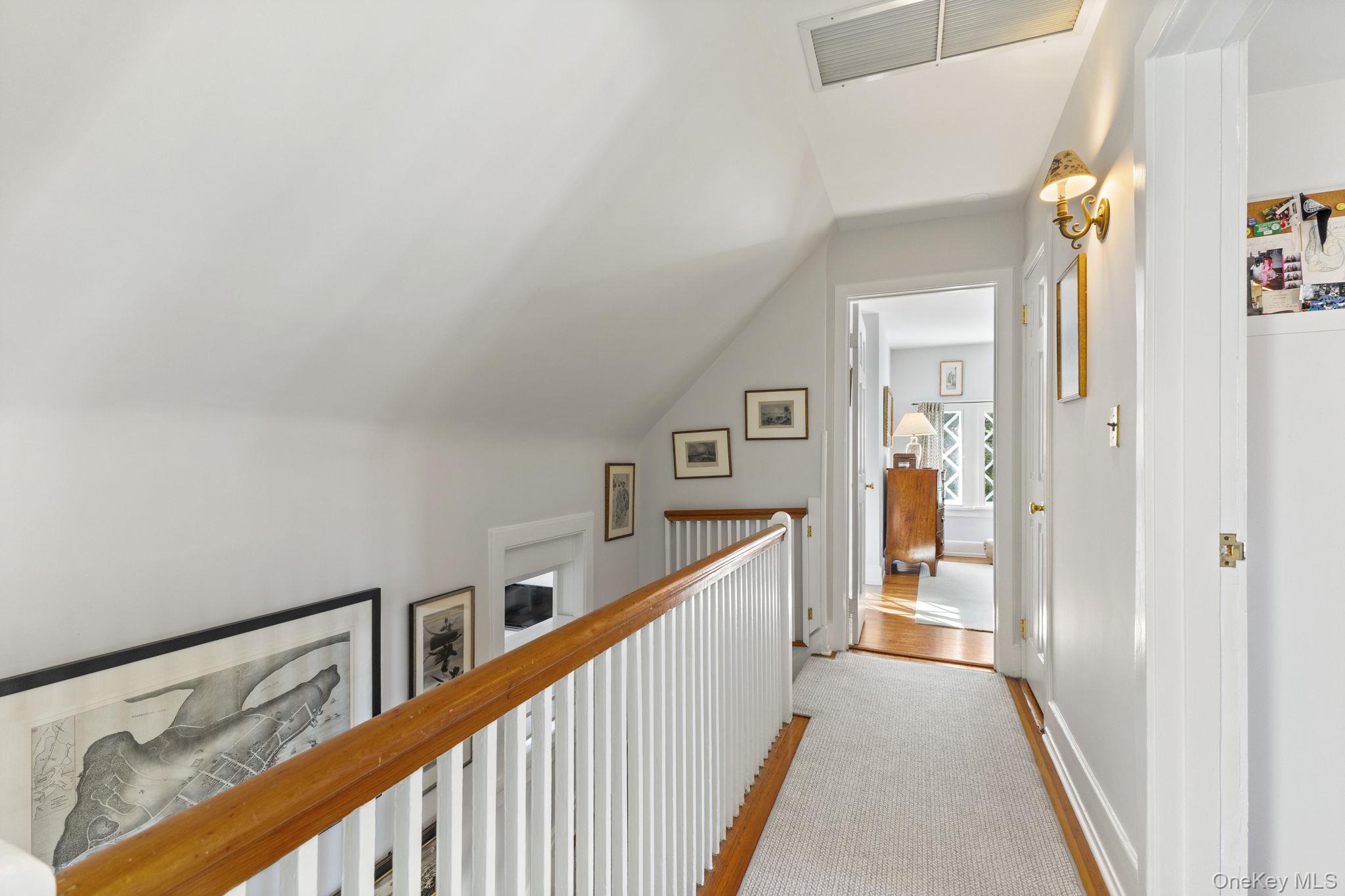 7 Avon Road Bronxville, NY 10708 - Photo 17 of 32