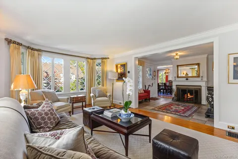 $2,295,000 | 7 Avon Road, Bronxville, NY 10708