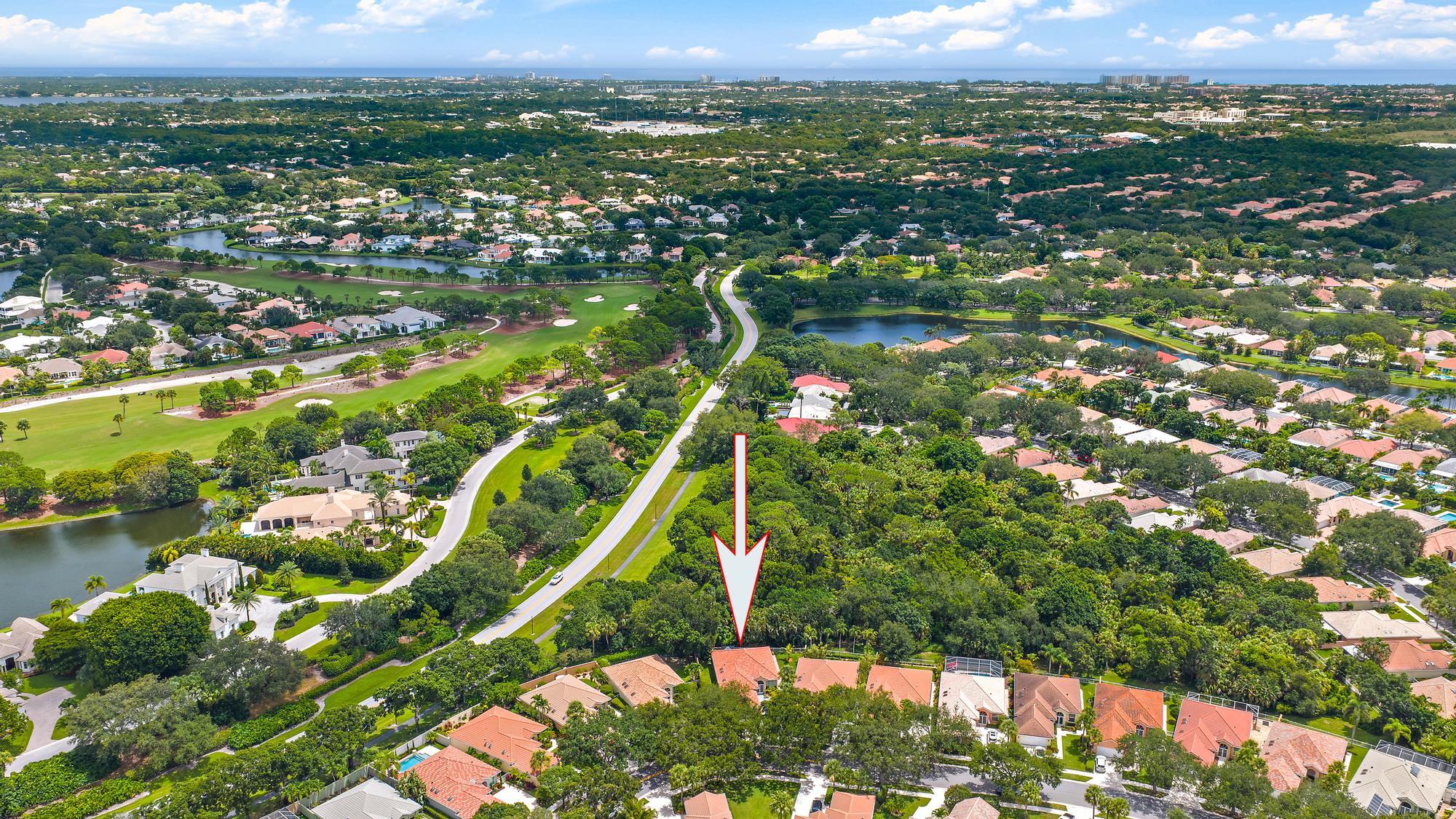 124 South Hampton Drive Jupiter, FL 33458 - Photo 38 of 39 a view of a city