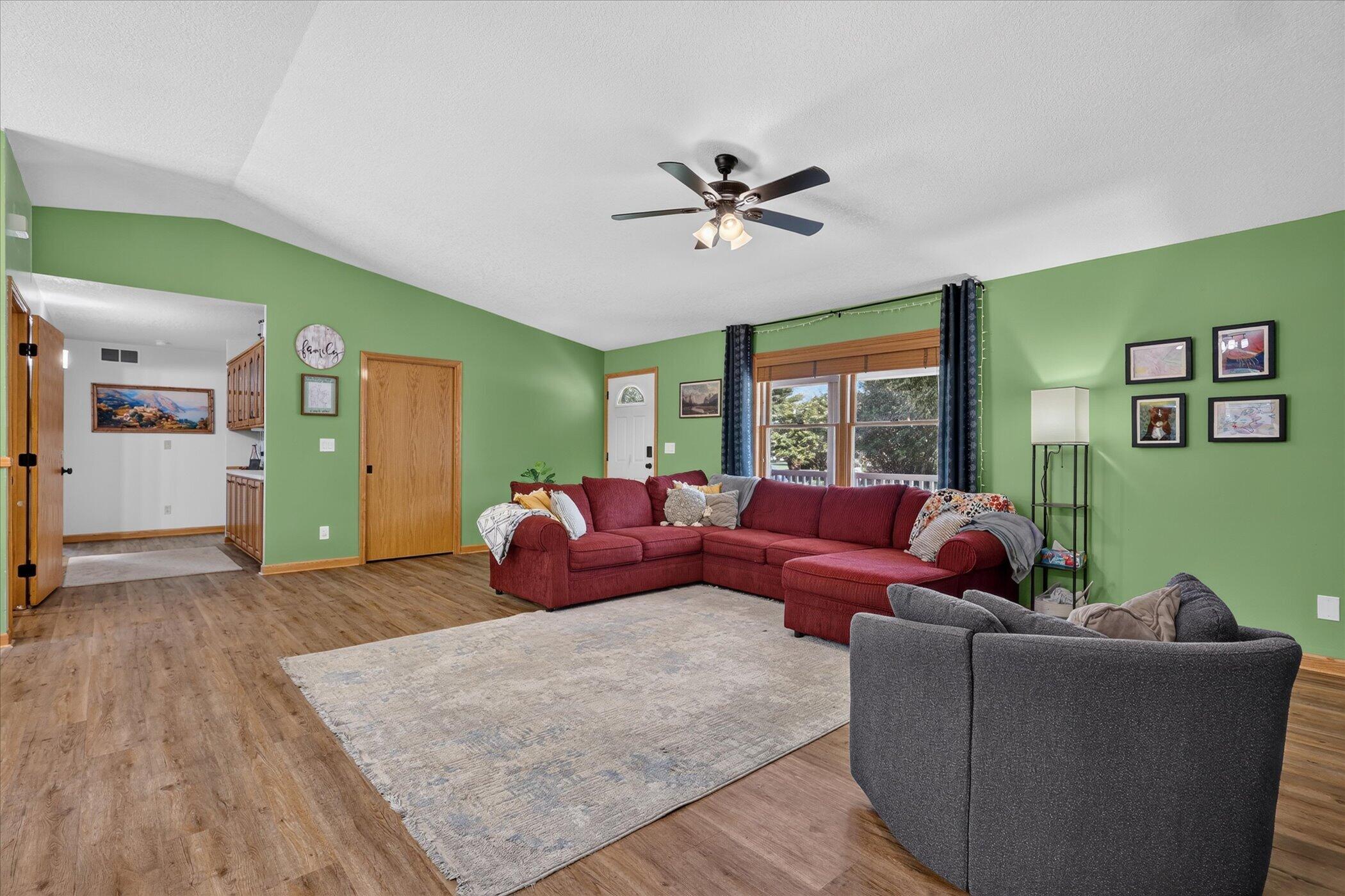117 Charlotte Street Edmore, MI 48829 - Photo 13 of 44 Living Room