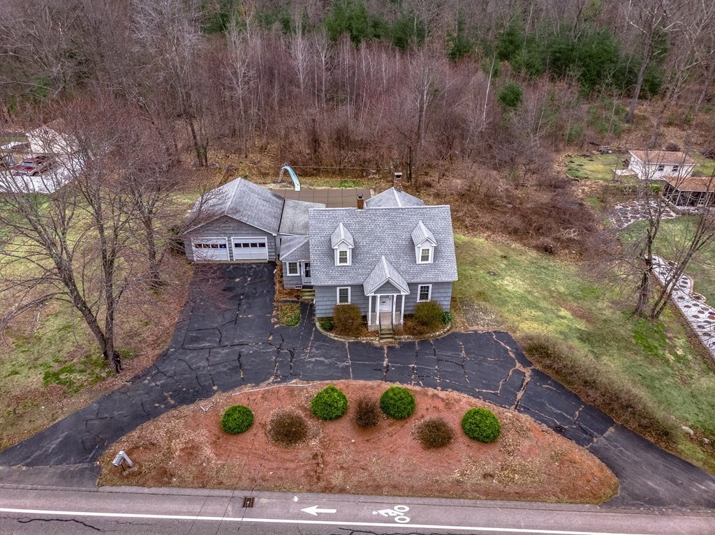 1804 Wellington Road Manchester, NH 03104 - Photo 3 of 40 Gallery Image 3