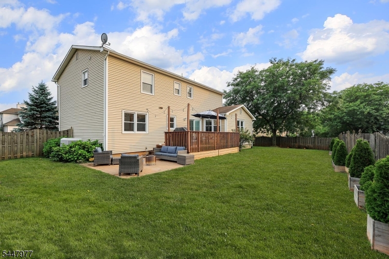 77 Rohill Road Hillsborough, NJ 08844 - Photo 36 of 39 Gallery Image 36