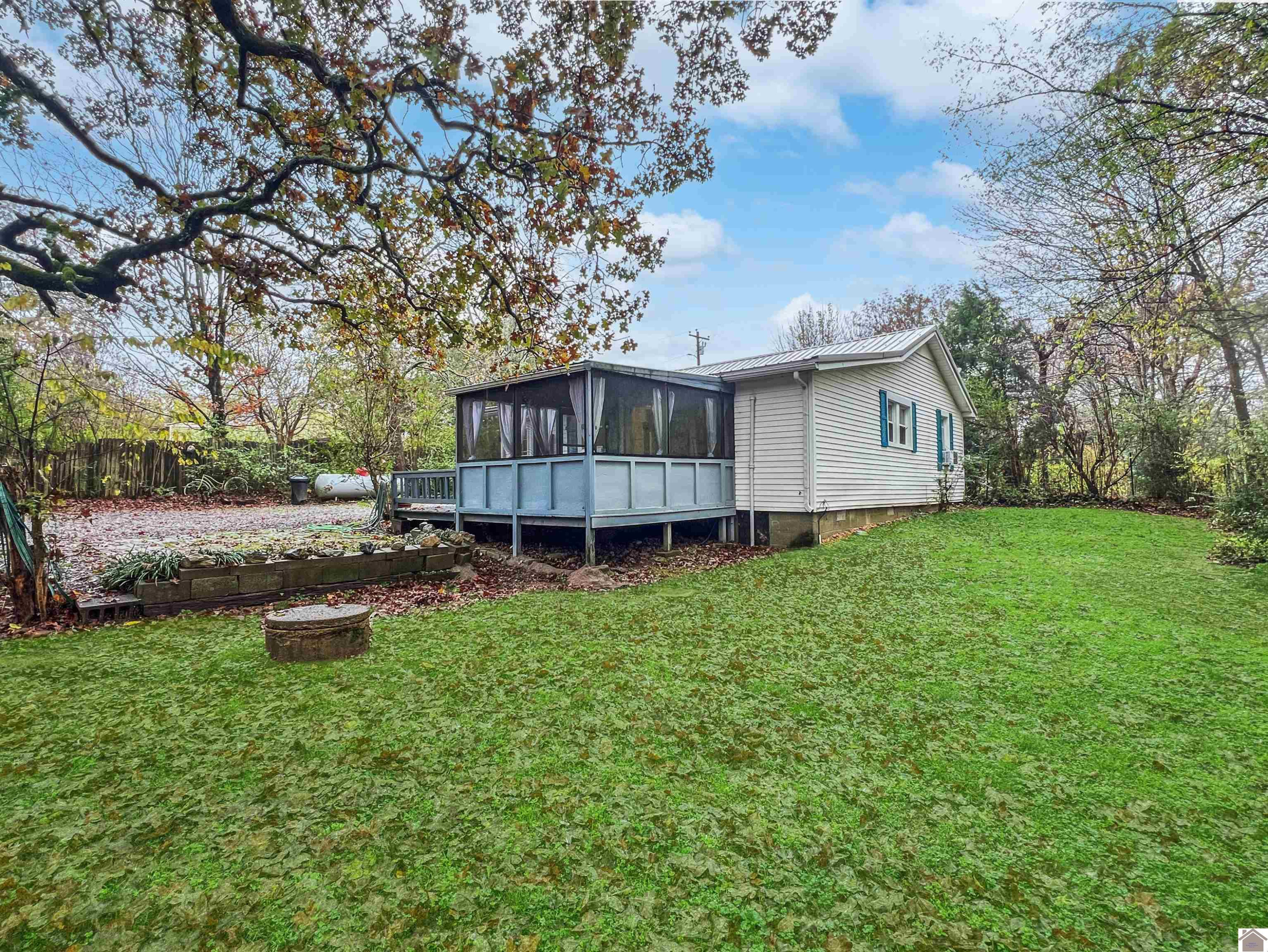 606 Radio Road Almo, KY 42020 - Photo 17 of 24 Photo 17