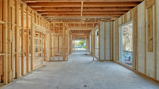 $7,990,000 | 515 South Washington Drive, Sarasota, FL 34236