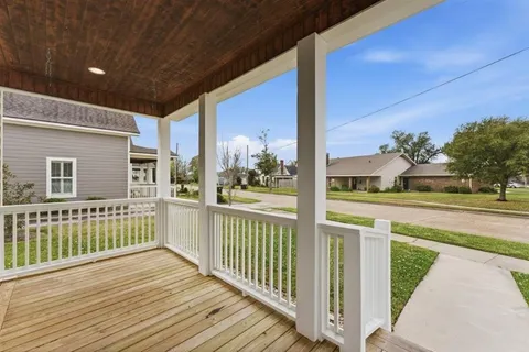 $289,000 | 1801 Foster Street, Lake Charles, LA 70601