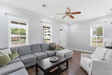 $289,000 | 1801 Foster Street, Lake Charles, LA 70601