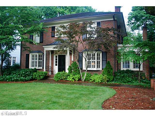 809 Arbor Road Winston-Salem, NC 27104 - Photo 1 of 16 Exterior Front.