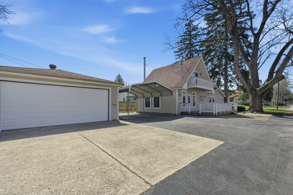 $265,000 | 400 South Hebbard Street, Joliet, IL 60433